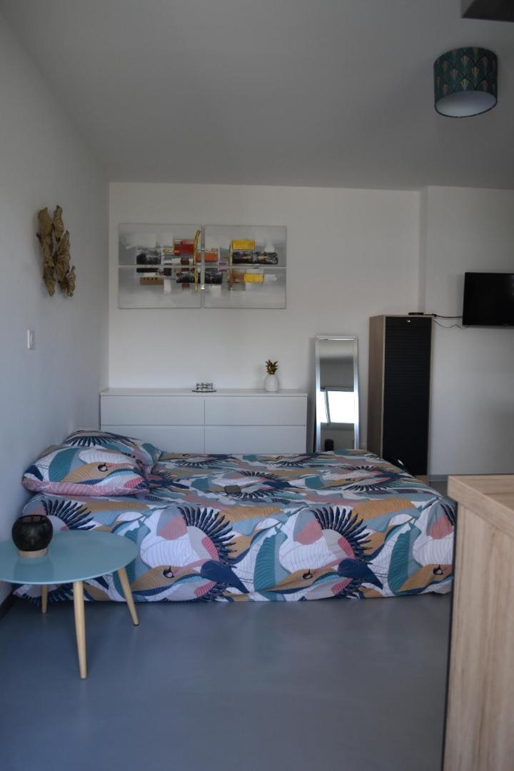 Studio Privatif Tout Equipe Dans Residence De L'Hote Sainte-Flaive-des-Loups Luaran gambar
